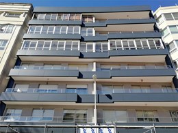 Fachada ventilada en Hispanidad 72